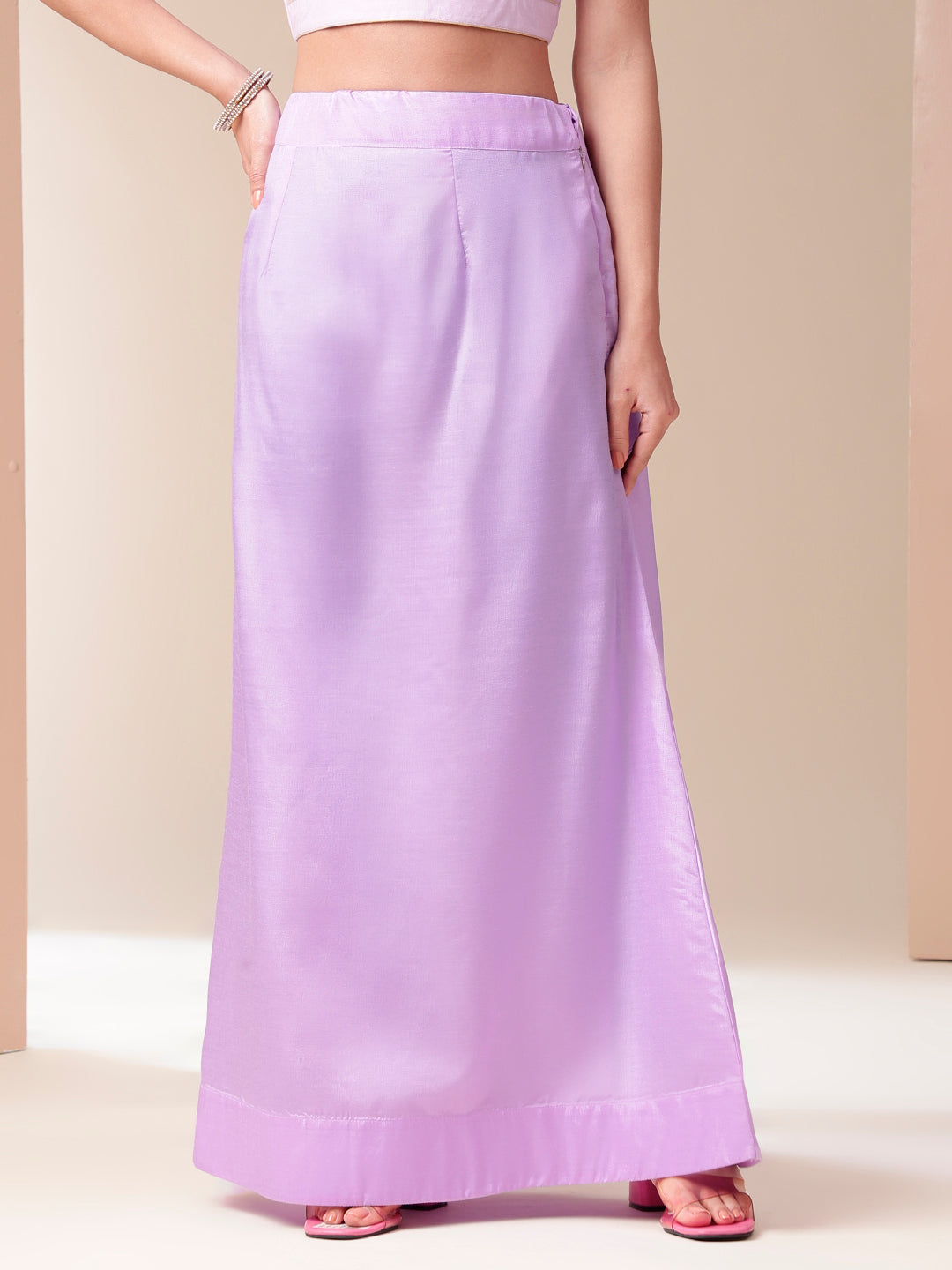 Gentle Gleam - Handpainted Lavendar Mal Mal Saree