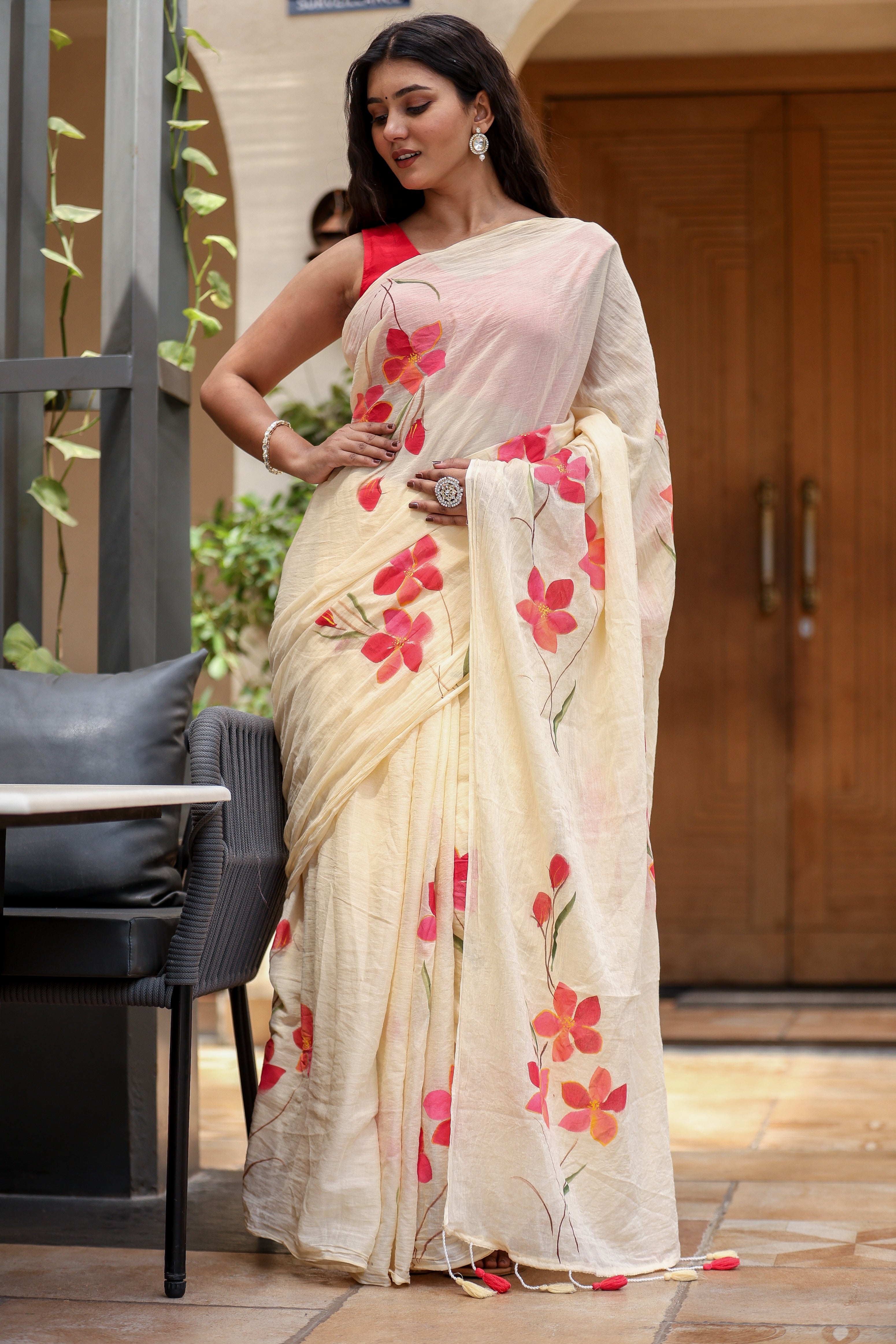 Petal Whisper (Handpainted Ivory Creme Malmal Saree)