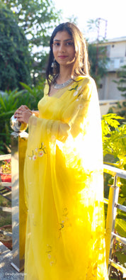 Sunflower Splendor (Pure Organza Handpainted Saree)