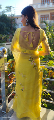 Sunflower Splendor (Pure Organza Handpainted Saree)