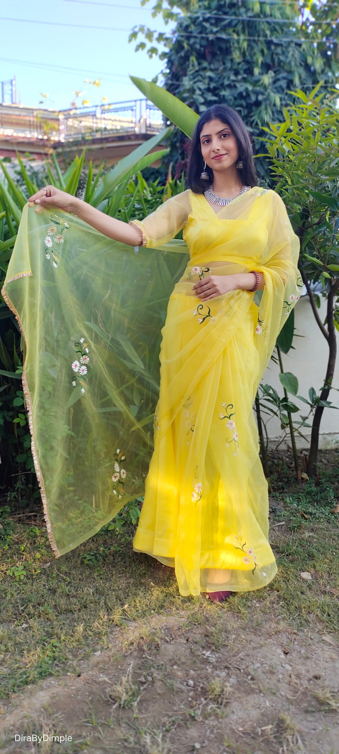 Sunflower Splendor (Pure Organza Handpainted Saree)