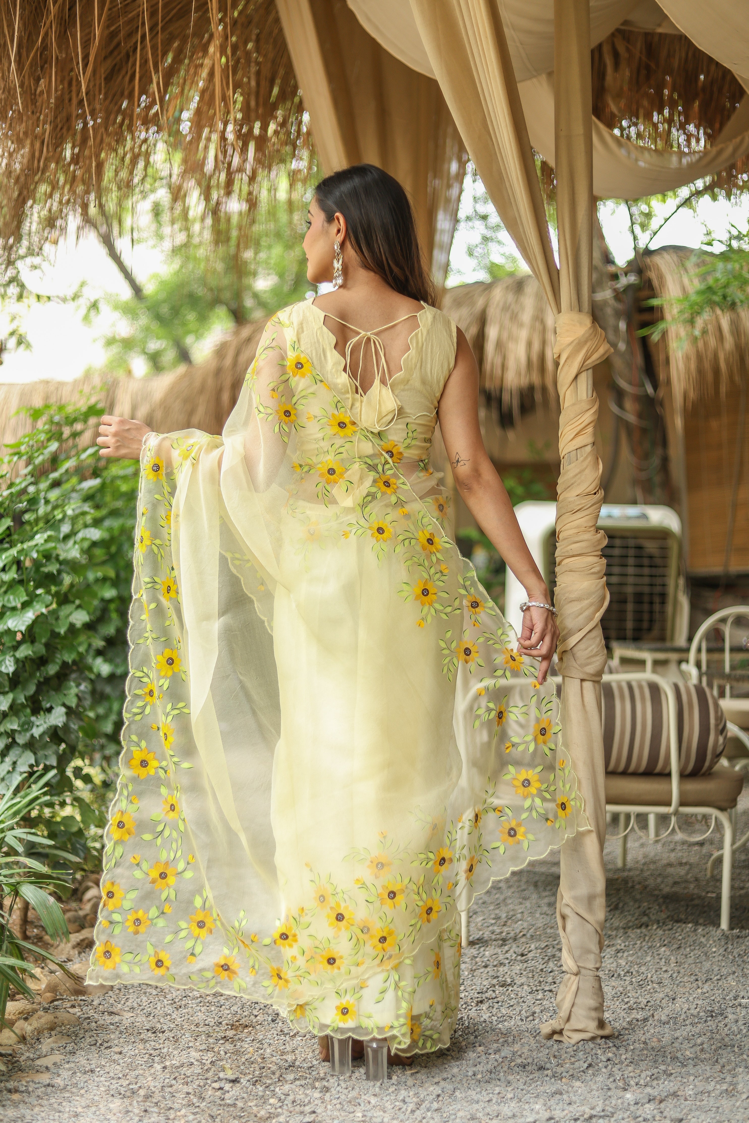 Sunflower Bliss (Pure Organza Handpainted Saree)