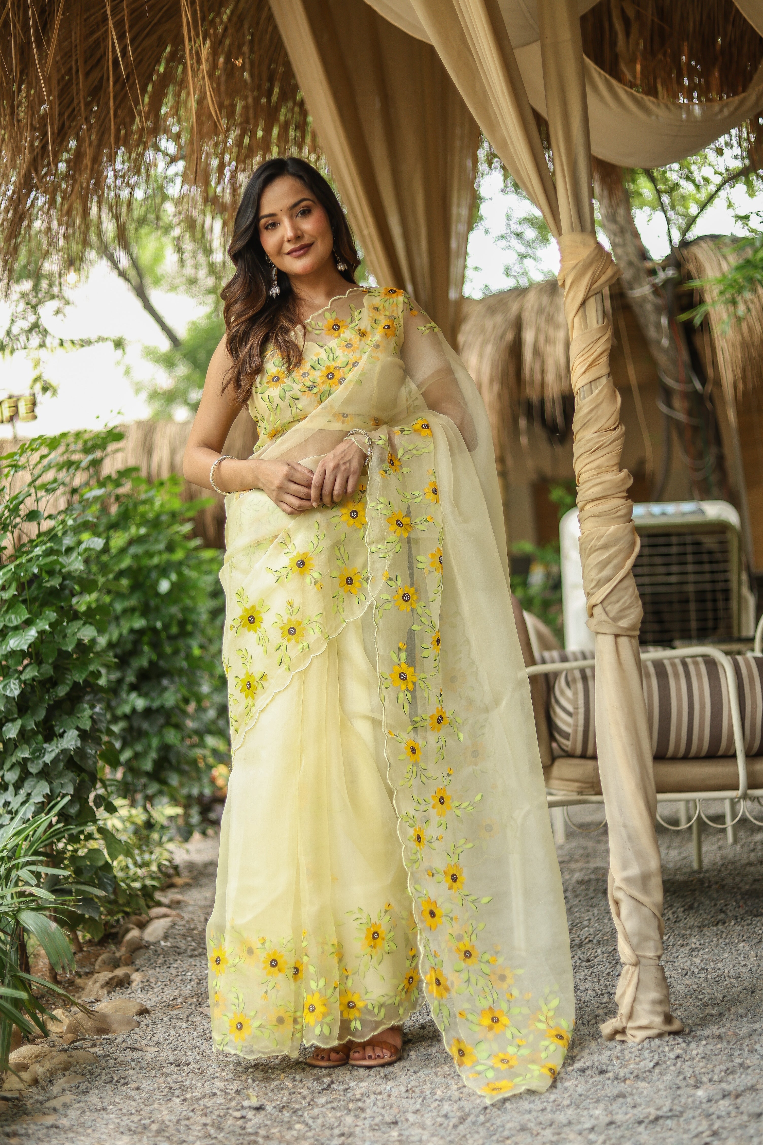 Sunflower Bliss (Pure Organza Handpainted Saree)