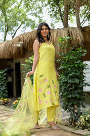 Lotus Glow (Pure Mal Chanderi Handpainted Kurta Set with Organza Dupatta)