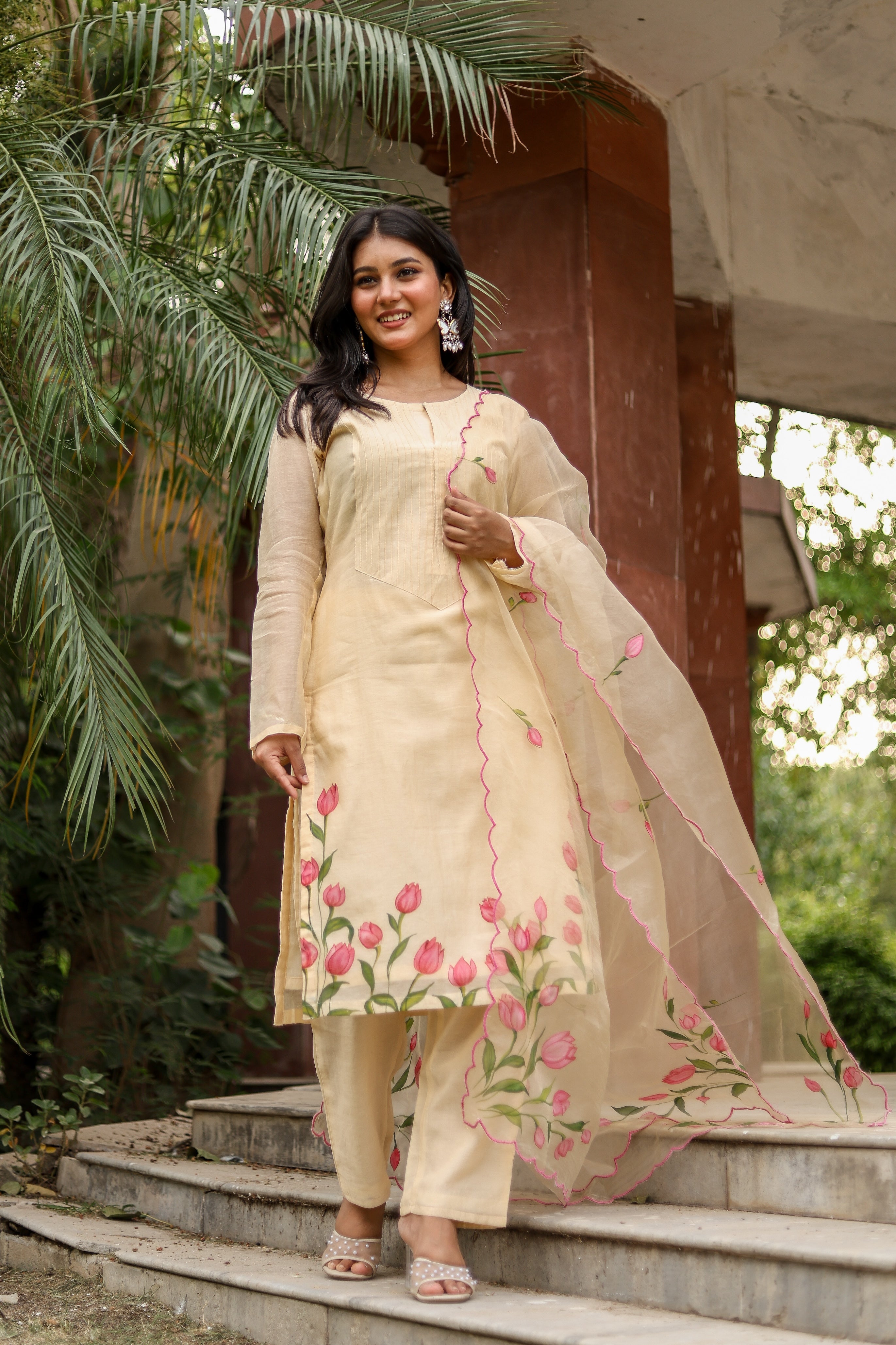 Tulip Whisper(Pure Mal Chanderi Handpainted Kurta Set with Organza Dupatta)