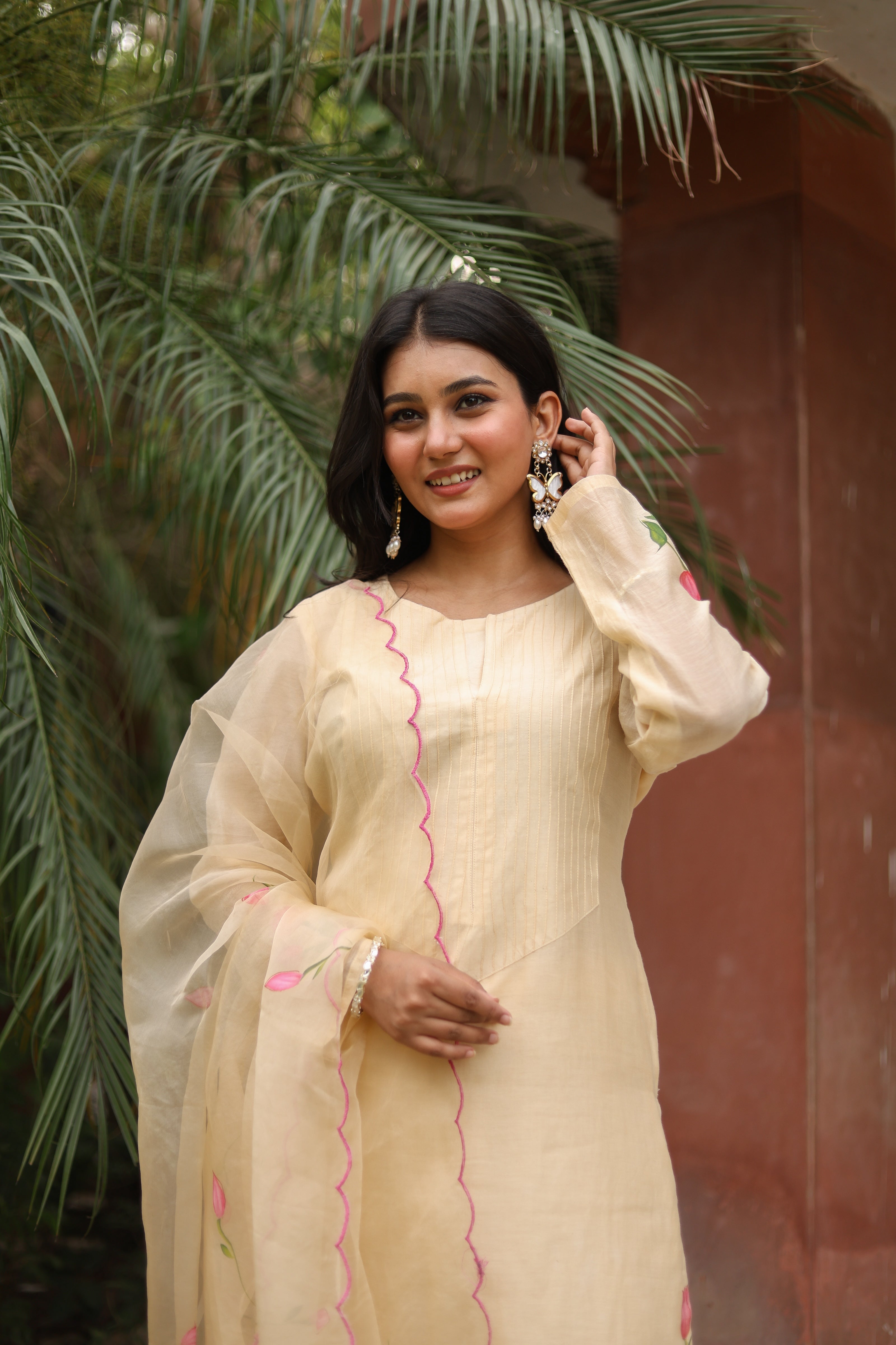 Tulip Whisper(Pure Mal Chanderi Handpainted Kurta Set with Organza Dupatta)