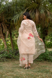 Blooming Blush (Pure Mal Chanderi Handpainted Kurta Set with Organza Dupatta)