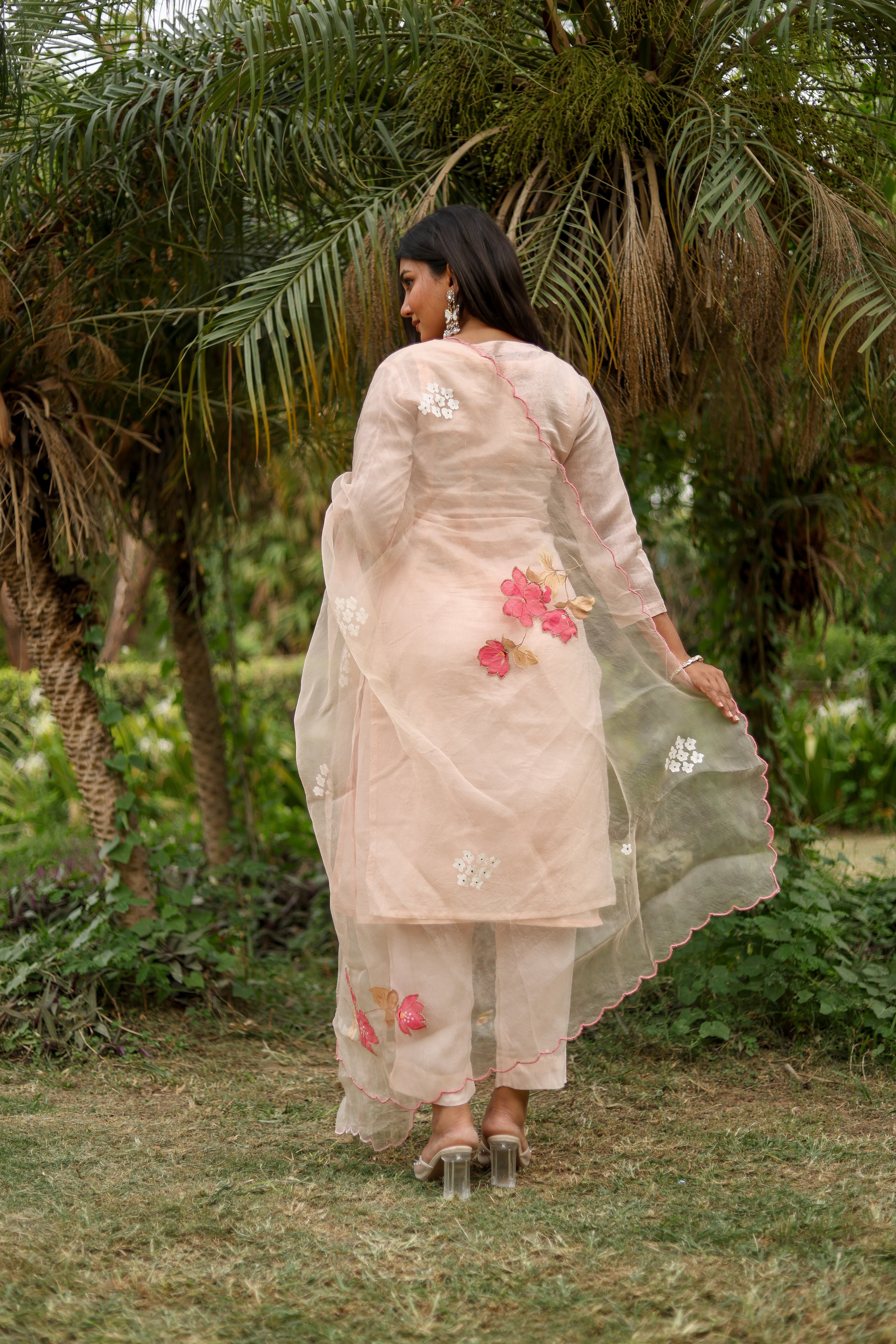 Blooming Blush (Pure Mal Chanderi Handpainted Kurta Set with Organza Dupatta)
