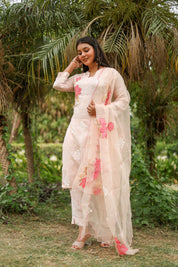 Blooming Blush (Pure Mal Chanderi Handpainted Kurta Set with Organza Dupatta)