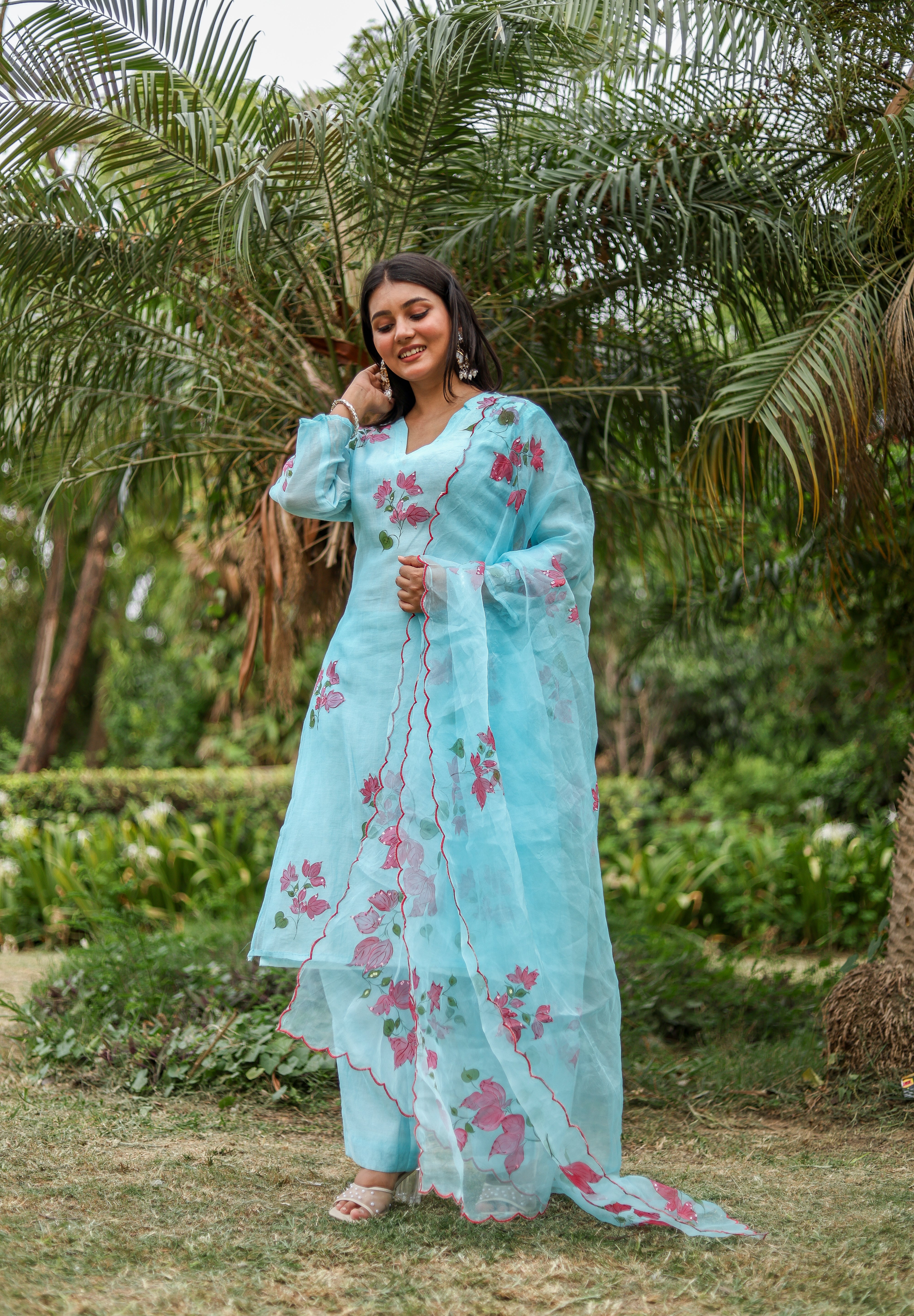 Bougainvillea Bliss (Pure Mal Chanderi Handpainted Kurta Set with Organza Dupatta)