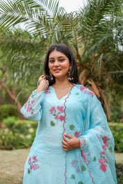 Bougainvillea Bliss (Pure Mal Chanderi Handpainted Kurta Set with Organza Dupatta)