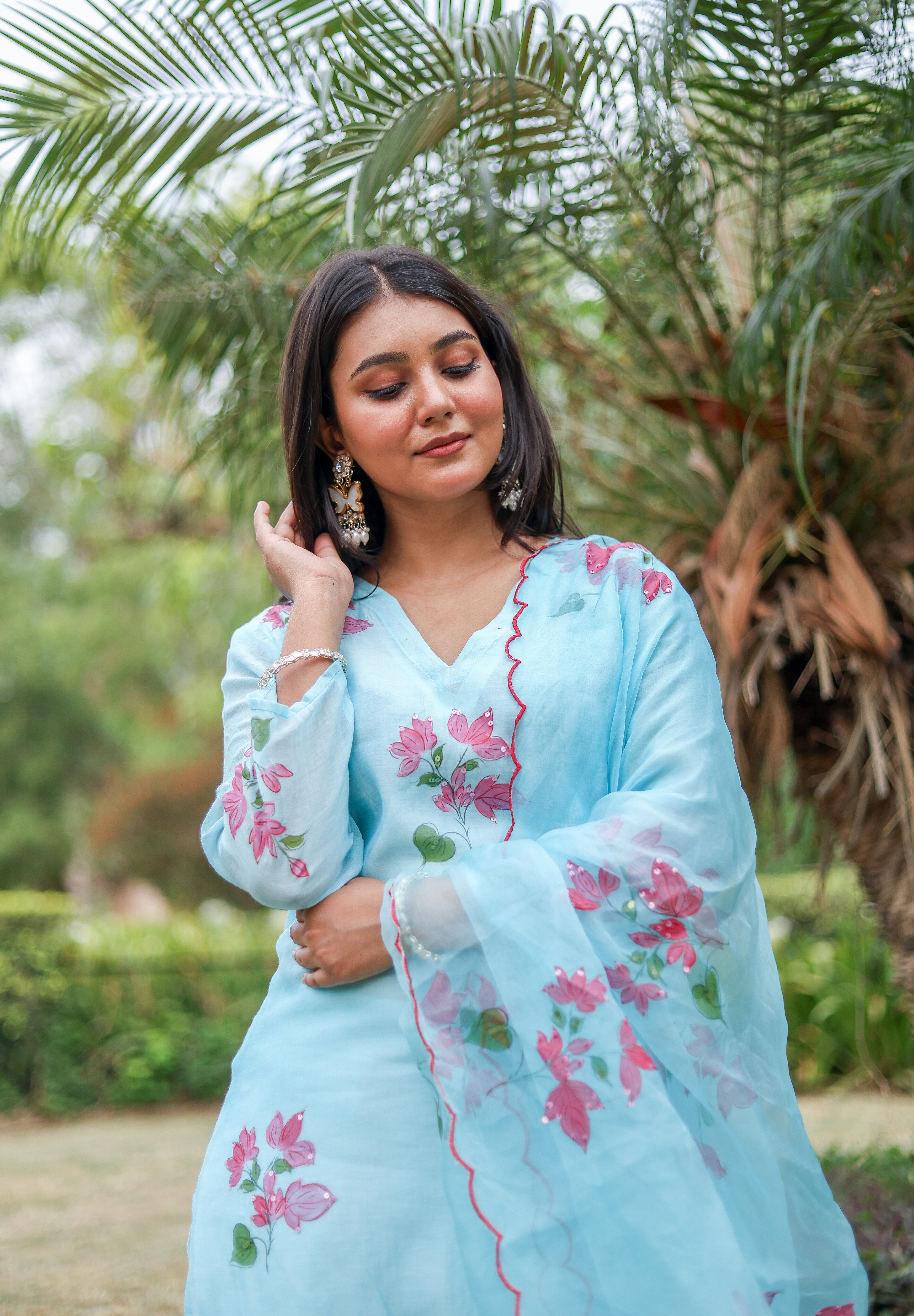 Bougainvillea Bliss (Pure Mal Chanderi Handpainted Kurta Set with Organza Dupatta)