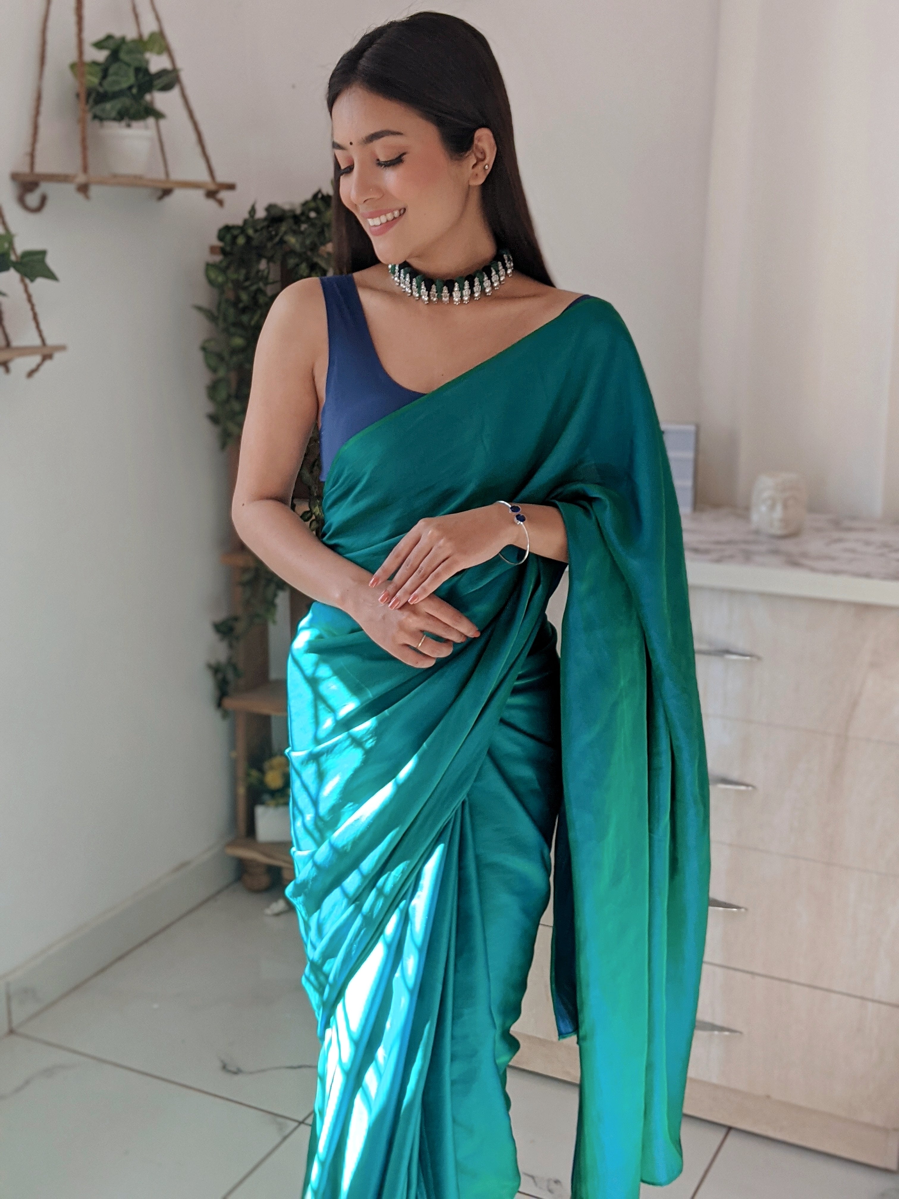 Asian Peacock Green Silk Saree With Dupion Chinese Collar Blouse - Dmv11786